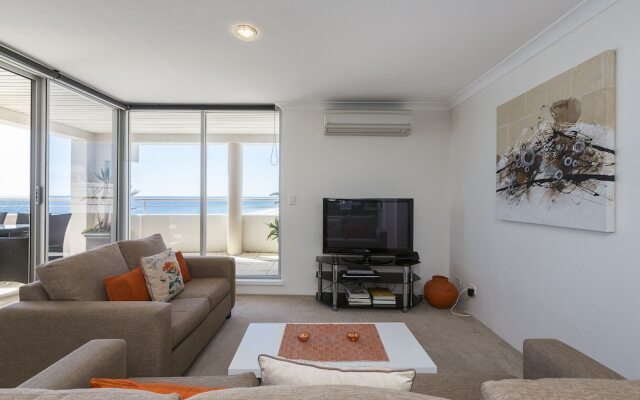 Gold Sands Beach Apartment