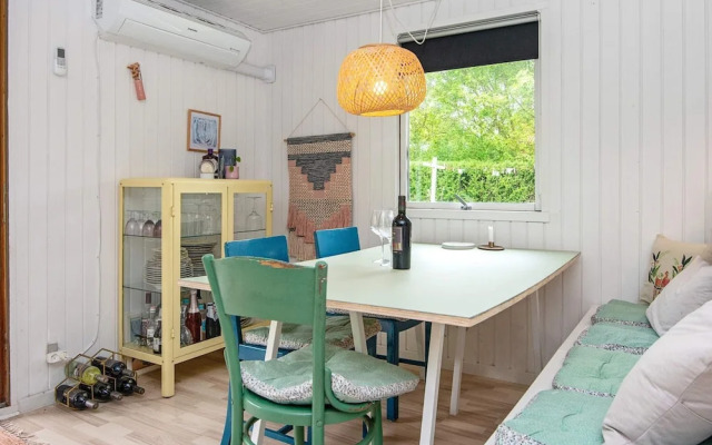 6 Person Holiday Home in Juelsminde
