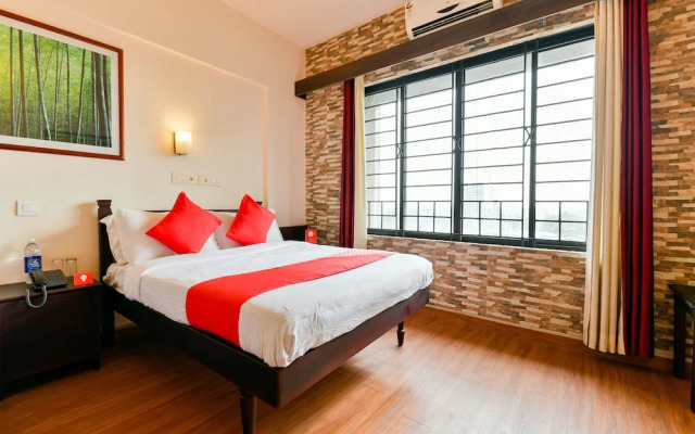 16663 Plaza Suites Hotel