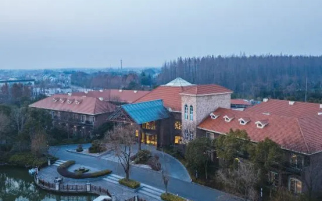 Flower Lux·Chongming Forest Resort Hotel