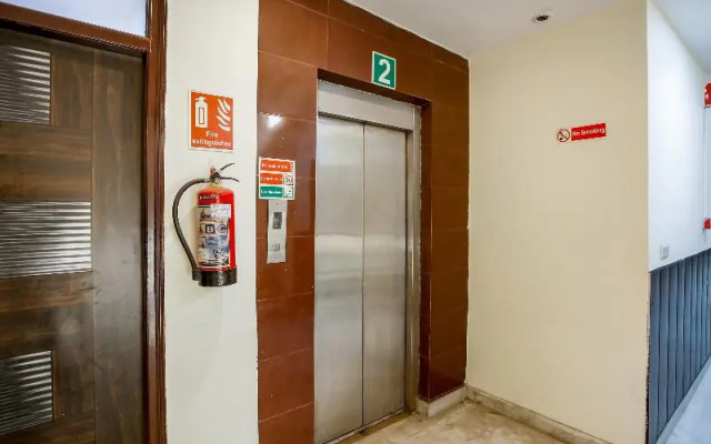 Capital O 25053 Hotel Devi Palace