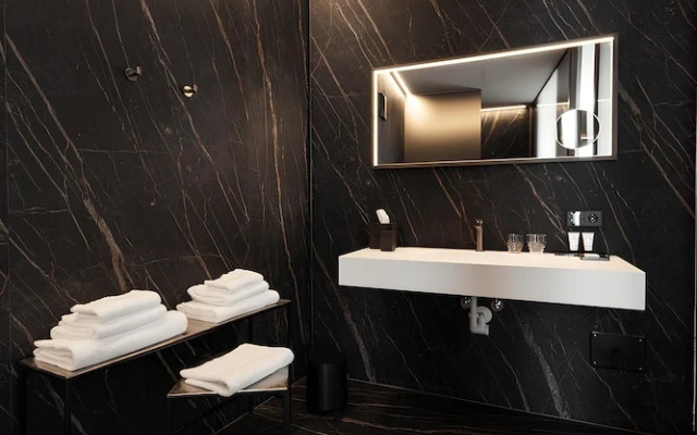 META SUITES historic city living