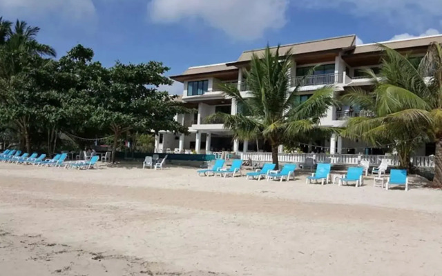 2 Bedroom Beach Front Apartment A2 Lamai