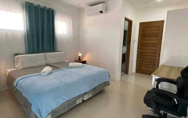 Oia Suites