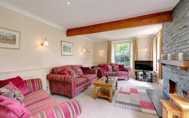 Vintage Holiday Home at Elterwater With Swimming Pool