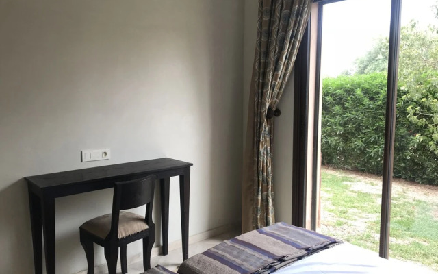Apple Villa Isolee 51