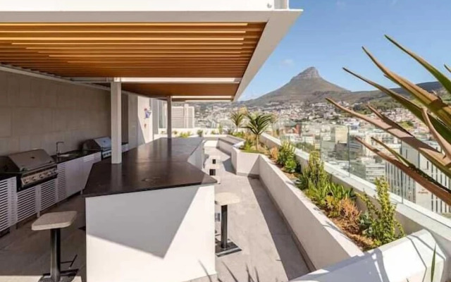 The Rubik Deluxe Apartment