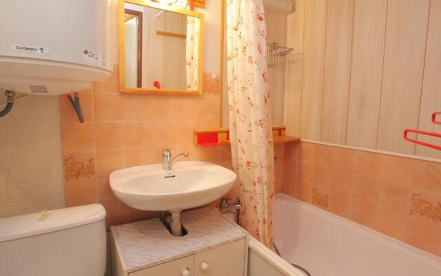 Appartement La Toussuire, 1 pièce, 4 personnes - FR-1-416-56