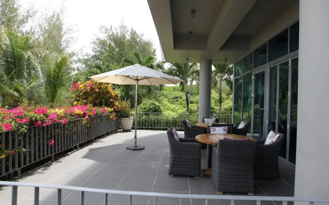 Saipan IRIS Pool Villa