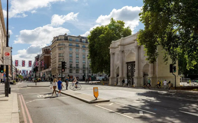 Upper Berkeley Hotel