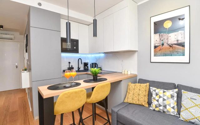 Studio apartment Bee One