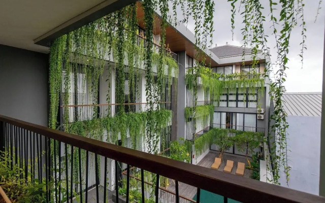 LOI Mansion Managed by ARM One Hundred