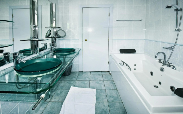 DeSalis Hotel London Stansted