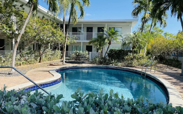 The Vic by Plenamar!