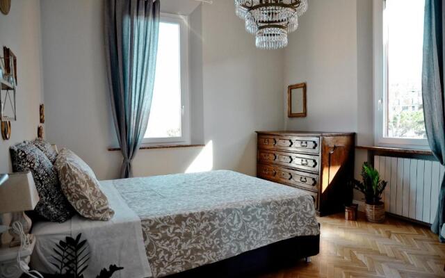 Charming Flat Milazzo 32