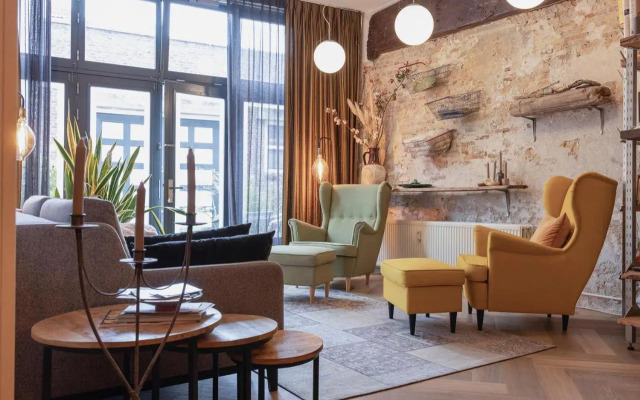 Passage, spacious apartment in historic center