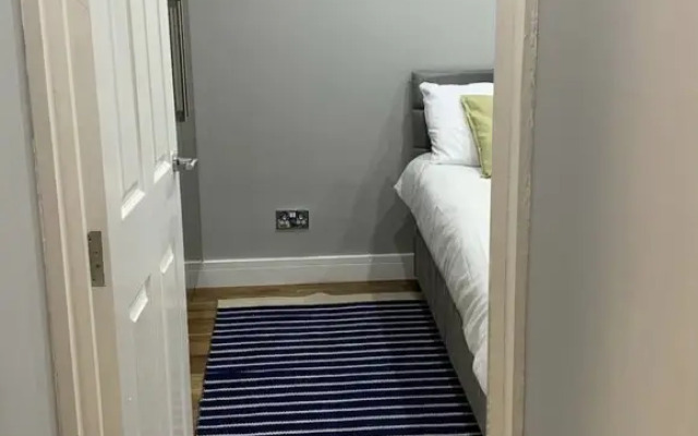 Charming 2-bed Apartment