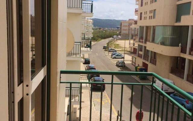 Apartment With 3 Bedrooms in Nazaré, With Wonderful sea View, Furnished Balcony and Wifi - 30 m From the Beach