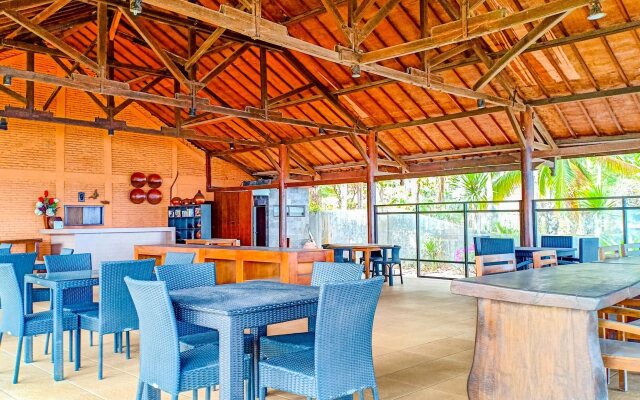 Mascot Beach Resort