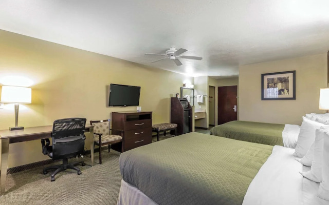 Quality Inn I-15 Red Cliffs
