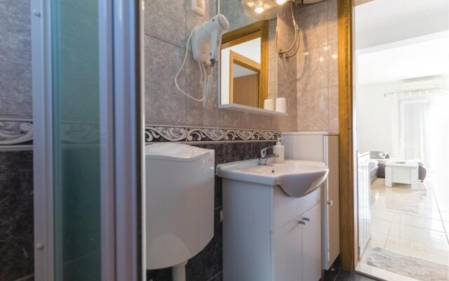 Amazing Home in Klek With Wifi and 1 Bedrooms