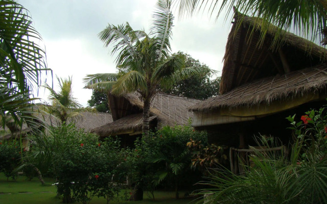 Flower Bud Bungalow