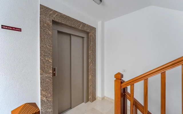 303. MODERN, SUNNY IFONCHE WITH WiFi