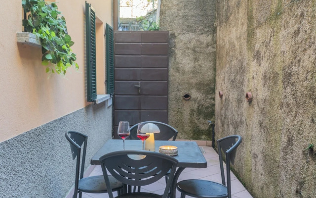 The Secret Lake View by Rent all Como