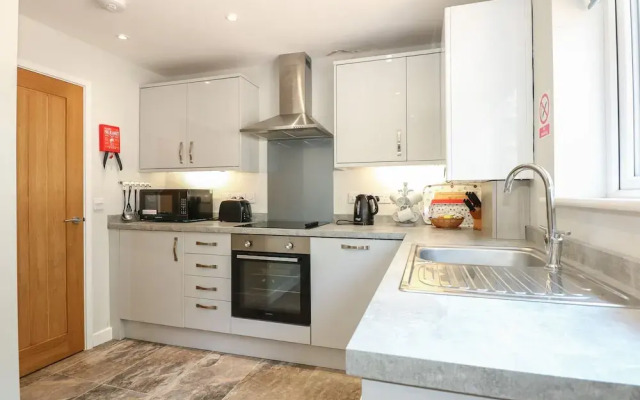 Hadleigh Farm Cottage