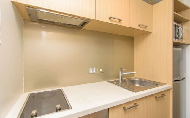 Modern 2 Bedroom Apartment in the CBD