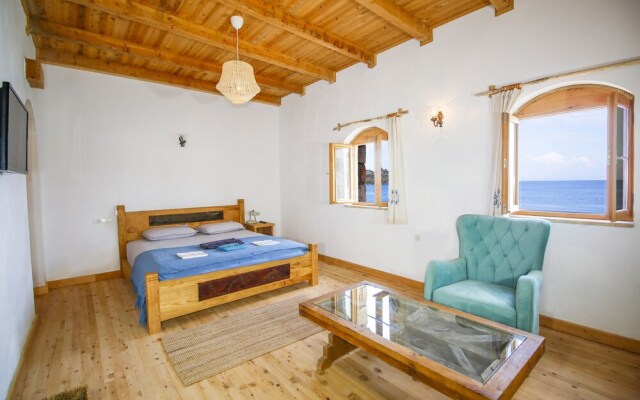 Kargilos Hotel & Beach