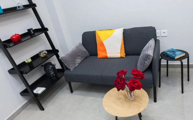 Modern Newly Built Studio near Hilton