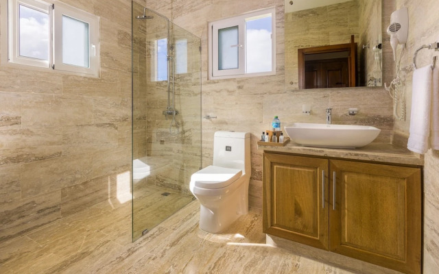 Ocean Front Villa Deluxe 3 Bedroom