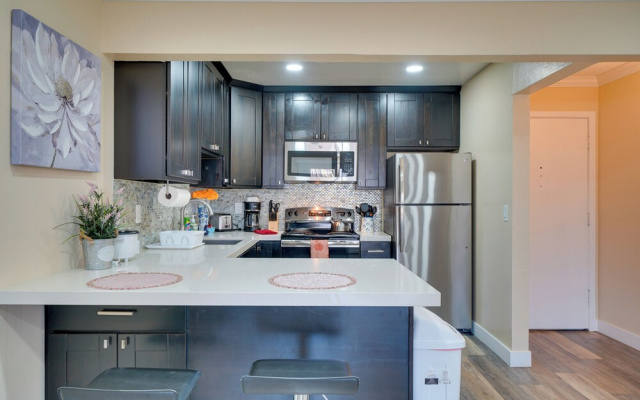 Sip, Golf & Explore: Pleasanton Retreat!