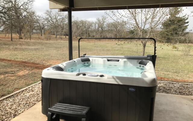 Pecan Farm Haus in Fredericksburg