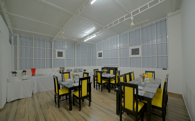 SM Royal Suites Transit Hotel near Kempegowda international Airport Bangalore