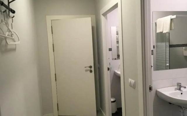 Pensión La Bilbaina - Albergue Logroño