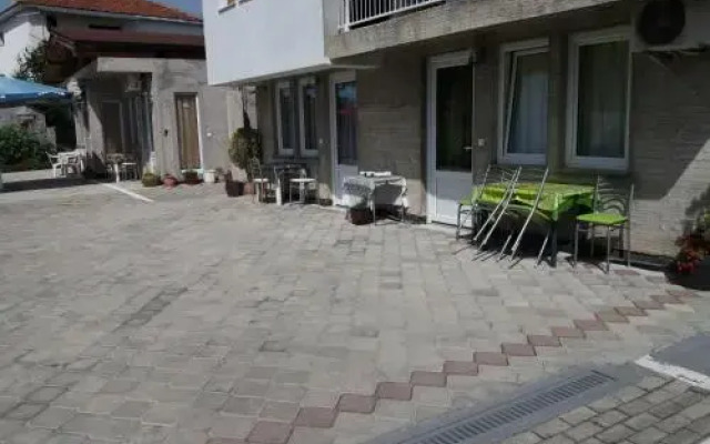 Nasteski Guest Rooms