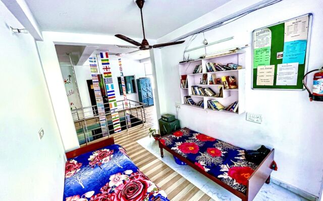 Skyard Hostel