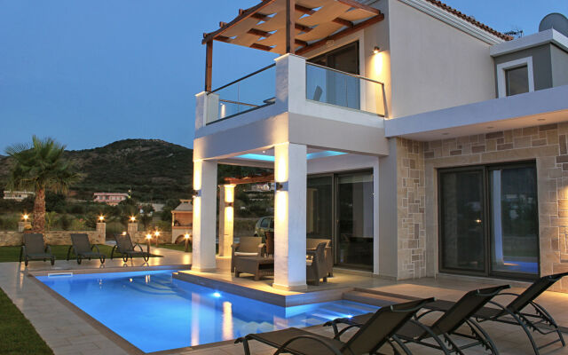 Alexandros Villa