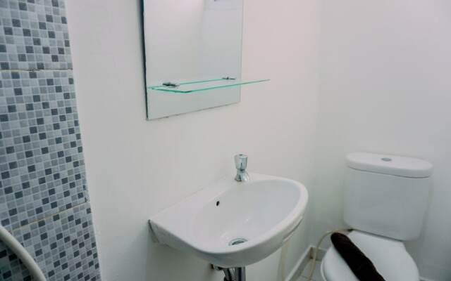 Cozy Living Studio Room (No Kitchen) Apartment Aeropolis Residence