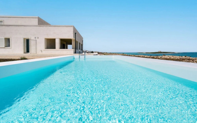 Villa Capo Passero is an Exclusive Villa With Swimming Pool