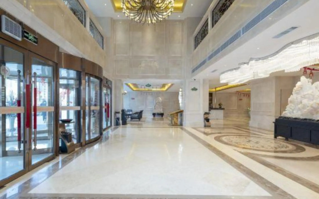 Vienna International Hotel (Hohhot East High-speed Railway Station) — фото 2