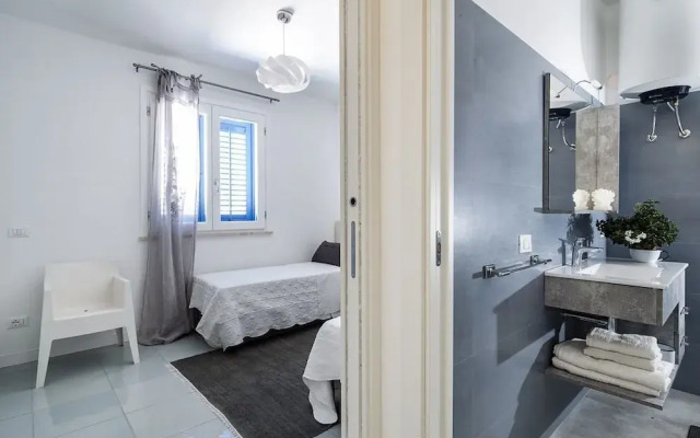 Spuma di Mare - Delfino