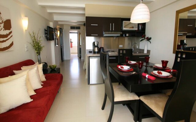 Suites Las Flores Beach Mazatlan