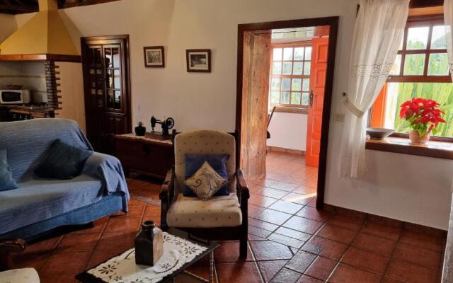 Casa Rural Emiliana by Isla Bonita