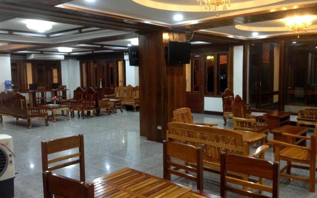 Riverfront Hotel Mukdahan