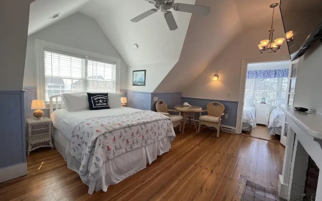 Shore Haven Inn