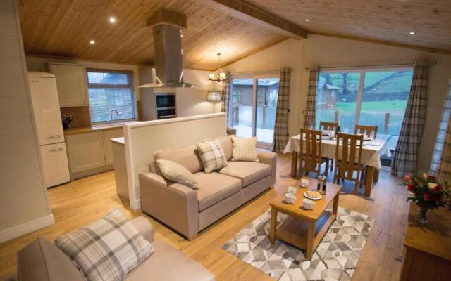 Llyn Brenig Lodge