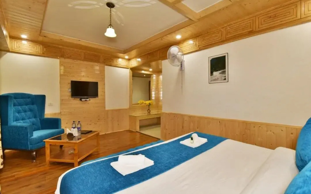 Hotel Himgiri Manali